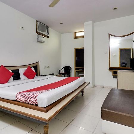 Oyo 45398 Kunal Hotel Etāwah Zewnętrze zdjęcie
