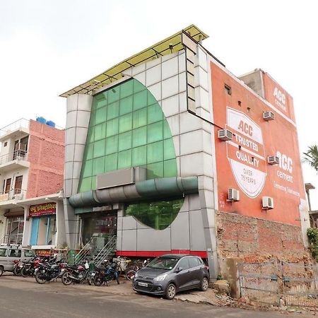 Oyo 45398 Kunal Hotel Etāwah Zewnętrze zdjęcie