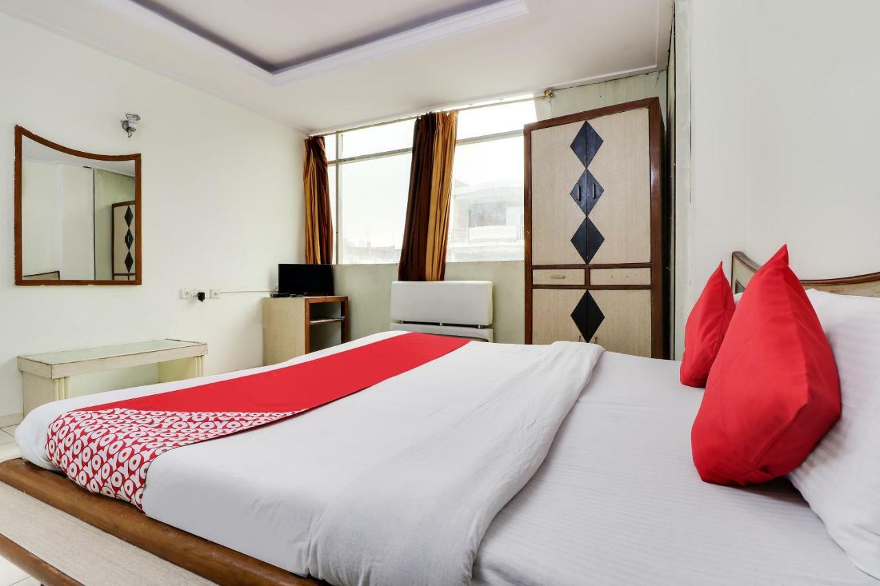 Oyo 45398 Kunal Hotel Etāwah Zewnętrze zdjęcie