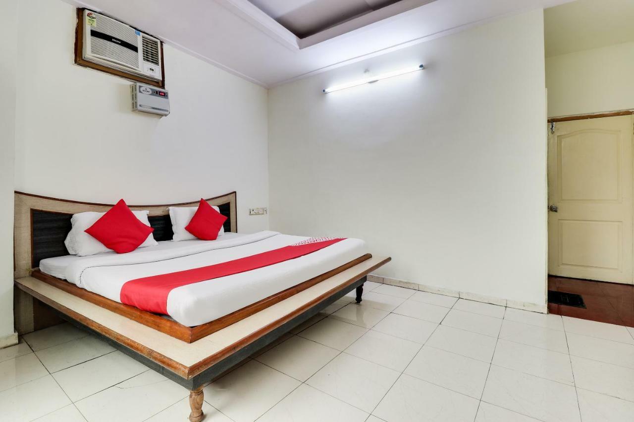 Oyo 45398 Kunal Hotel Etāwah Zewnętrze zdjęcie