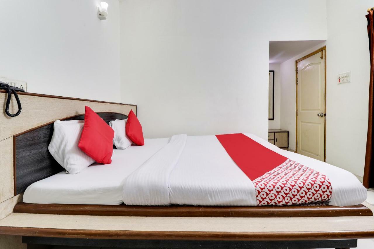 Oyo 45398 Kunal Hotel Etāwah Zewnętrze zdjęcie