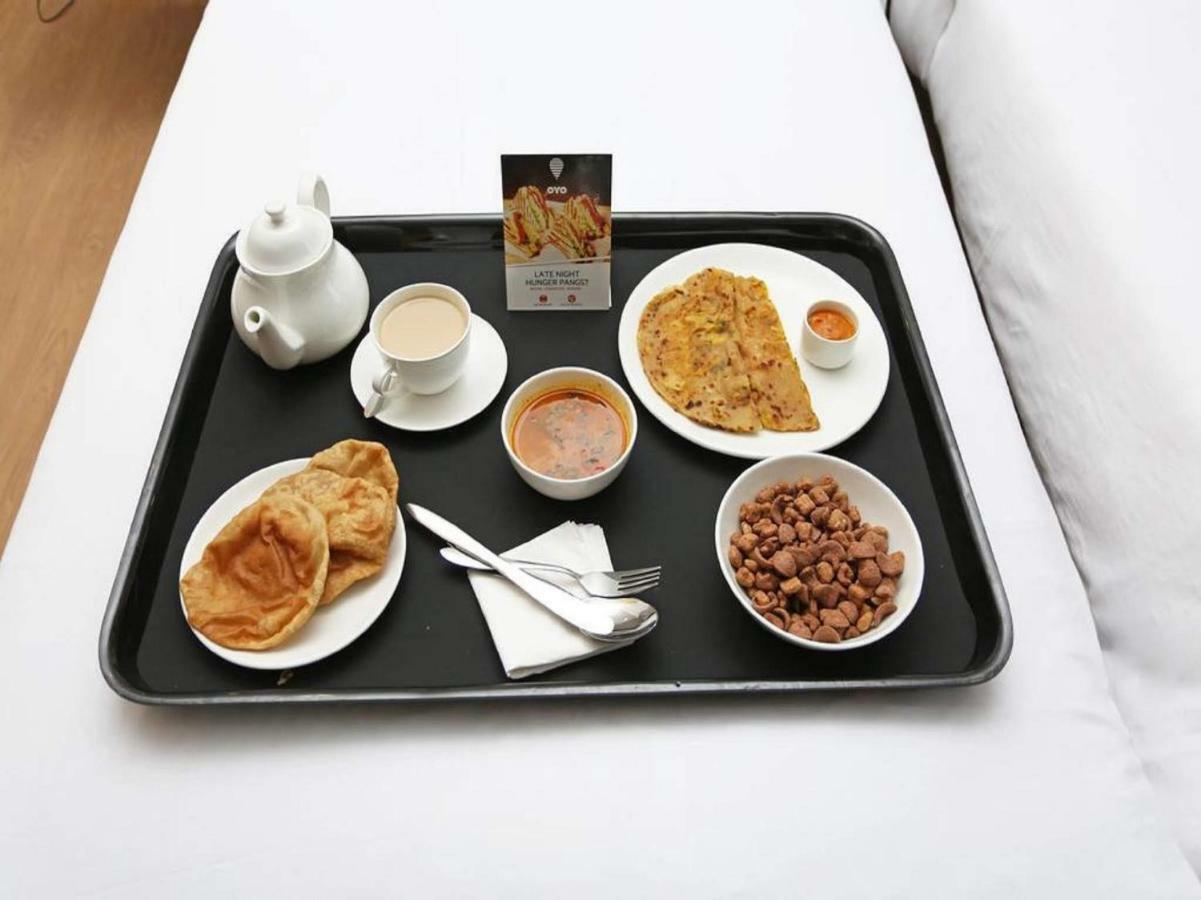 Oyo 45398 Kunal Hotel Etāwah Zewnętrze zdjęcie